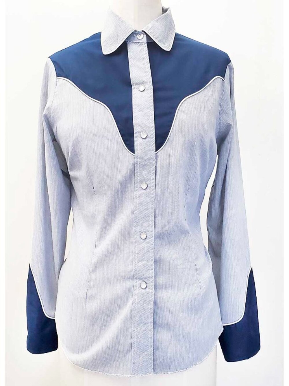 Vintage H Bar C Women's Western Ranchwear Pearl Snap Blue White Shirt Blouse 38